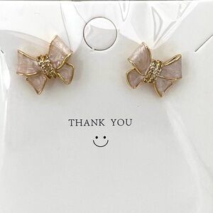 Bow earrings, Gold and powder Pink Bow Earrings